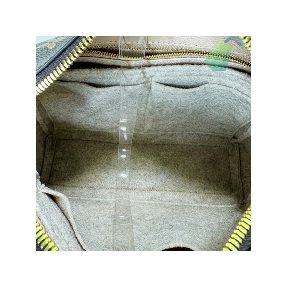 Felt Insert Bag Organizer for L V Cosmetic Pouch GM New Model - Picture 6 of 6